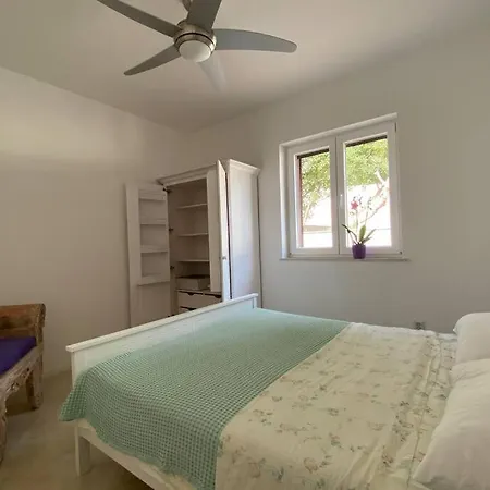 Beach With Heated Pool - Top Daire